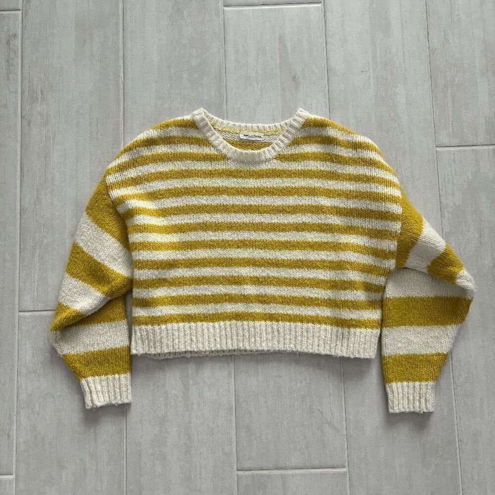 Women's Newbury Kustom Pullover Sweater Color Block White Yellow Preppy Academia